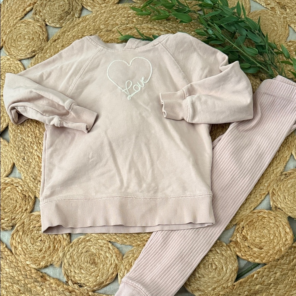 Hanna Andersson and Easy Peasy Blush pink Sweat set. Size 4T